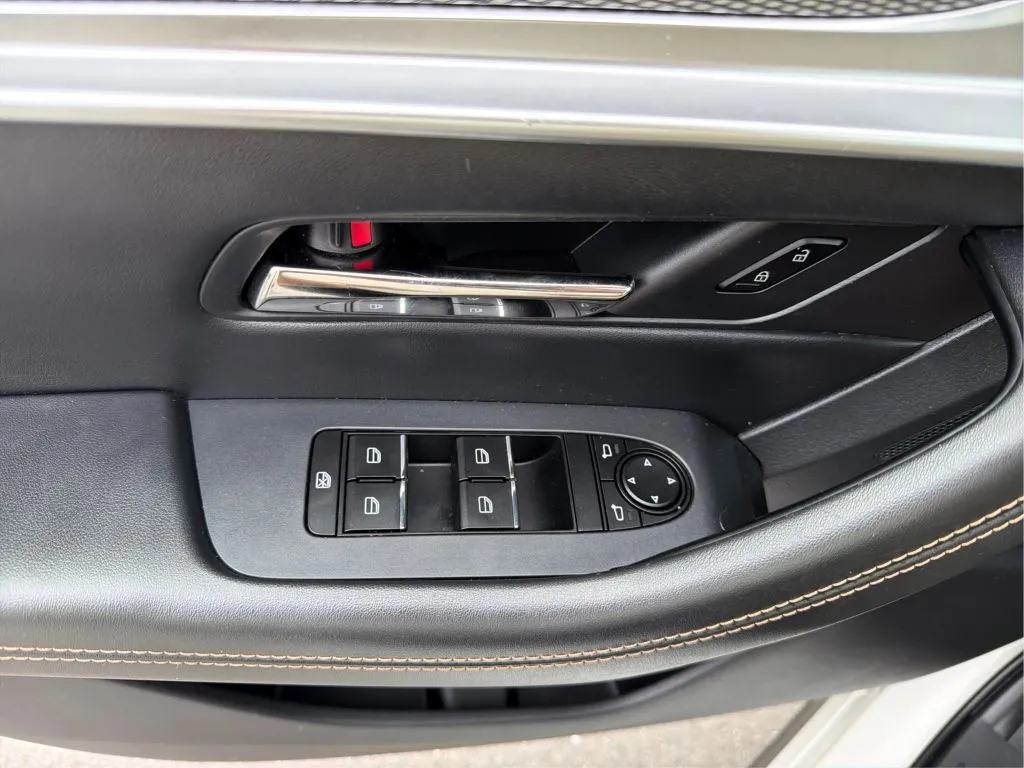 Mazda CX-90 photo 43
