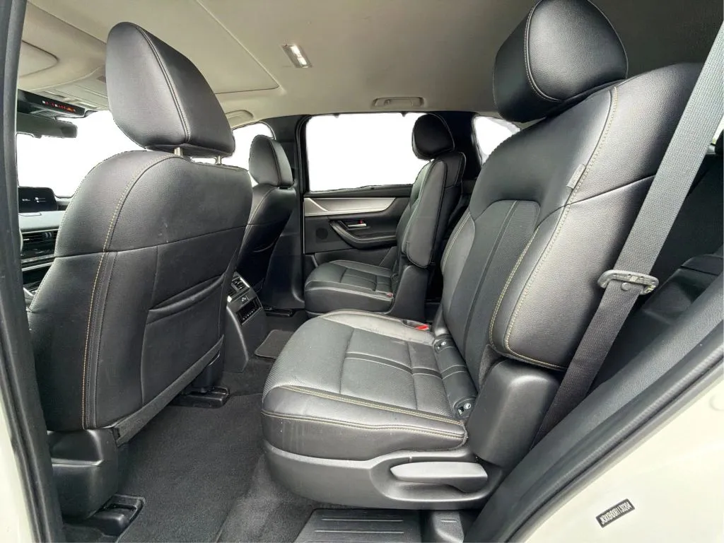 Mazda CX-90 photo 17