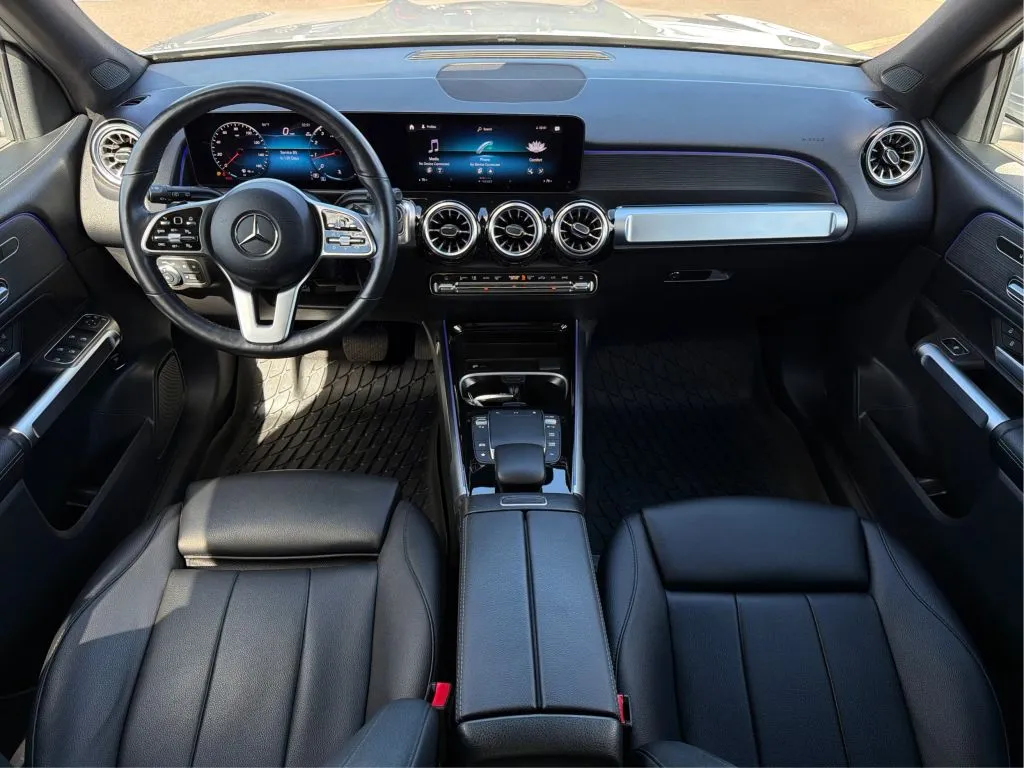 Mercedes-Benz GLB photo 21