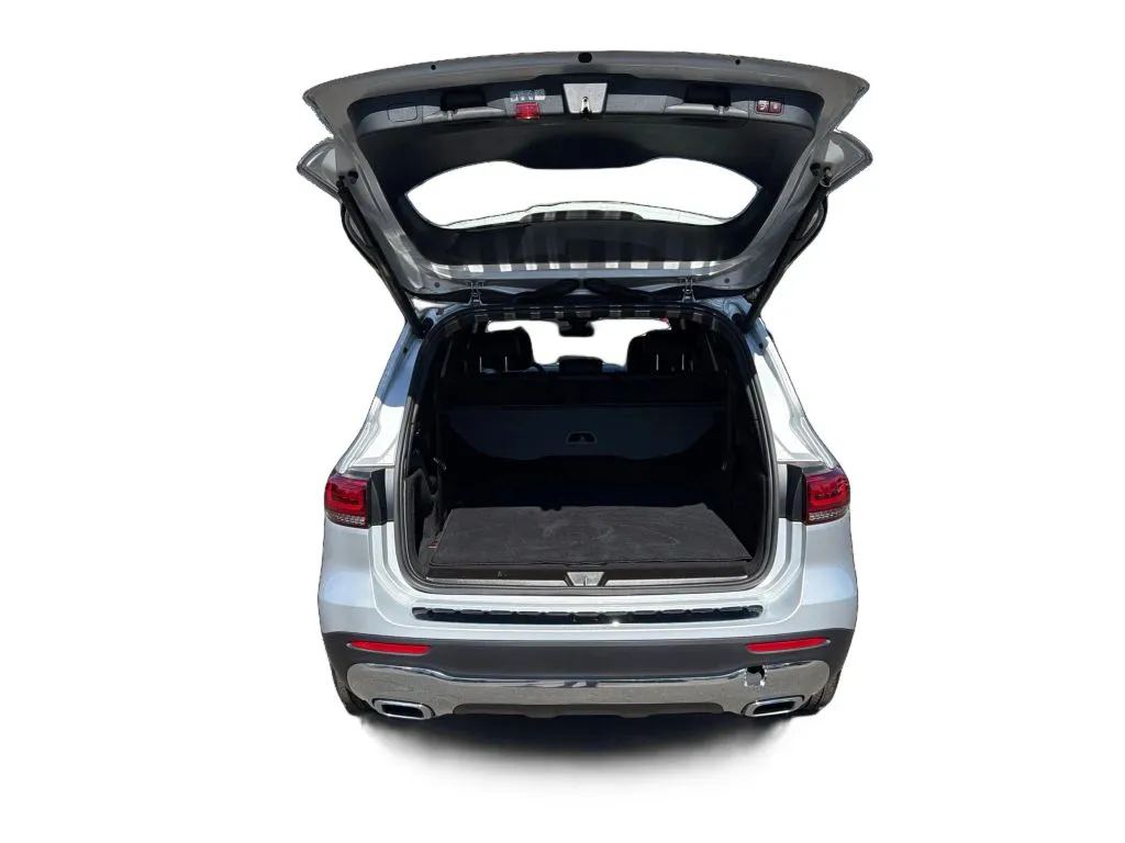 Mercedes-Benz GLB photo 18