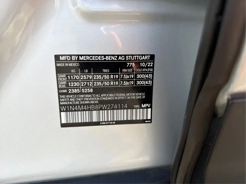 Mercedes-Benz GLB photo 28