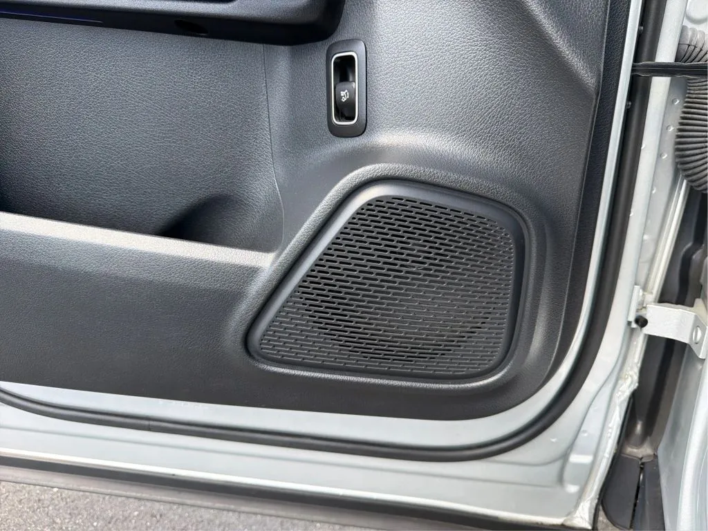Mercedes-Benz GLB photo 42