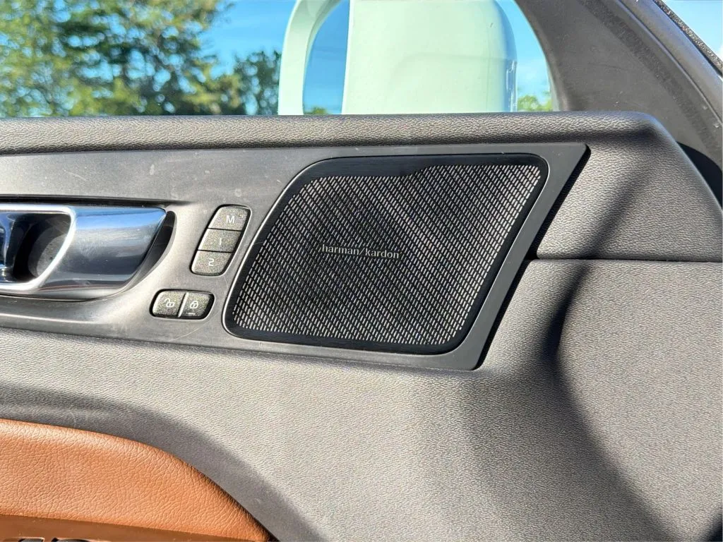 Volvo XC60 photo 42