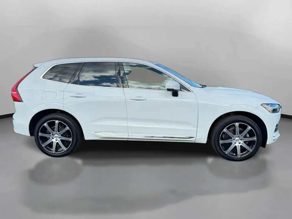 Volvo XC60 photo 7
