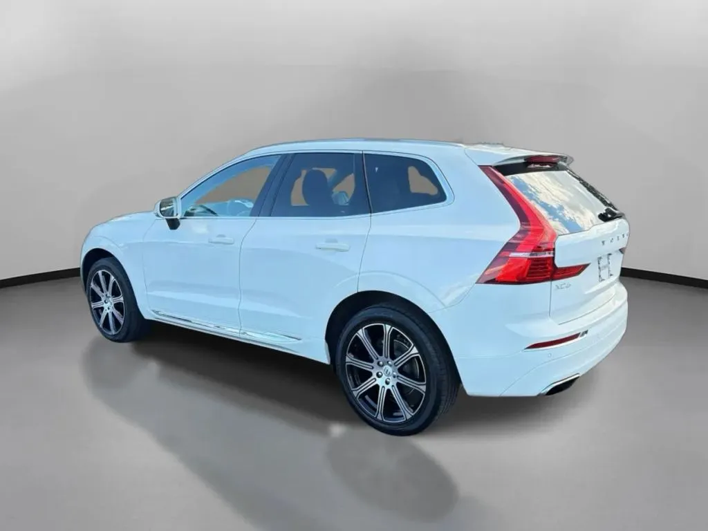 Volvo XC60 photo 13