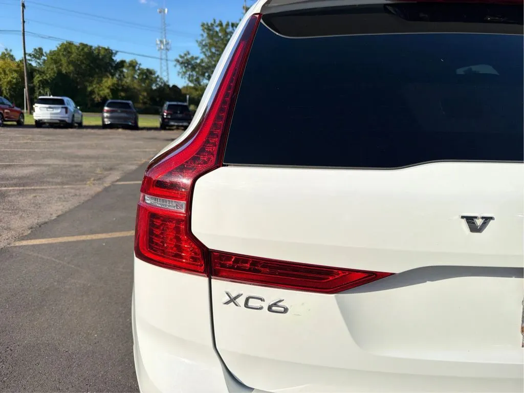 Volvo XC60 photo 34