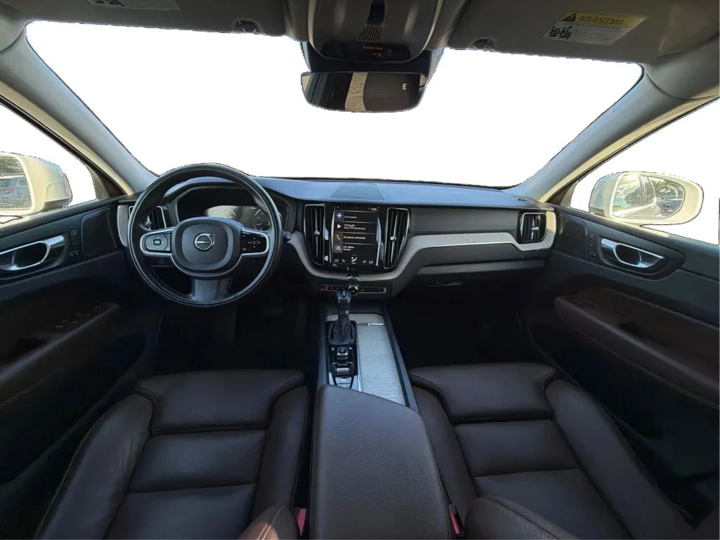Volvo XC60 photo 37