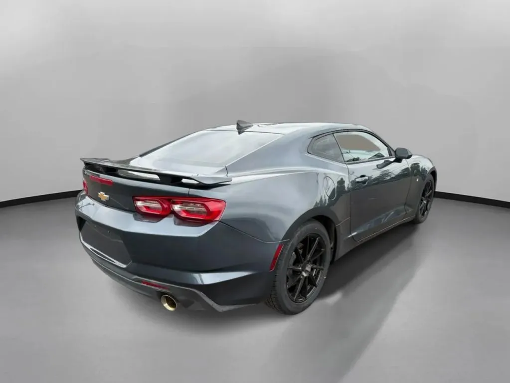 Chevrolet Camaro photo 9