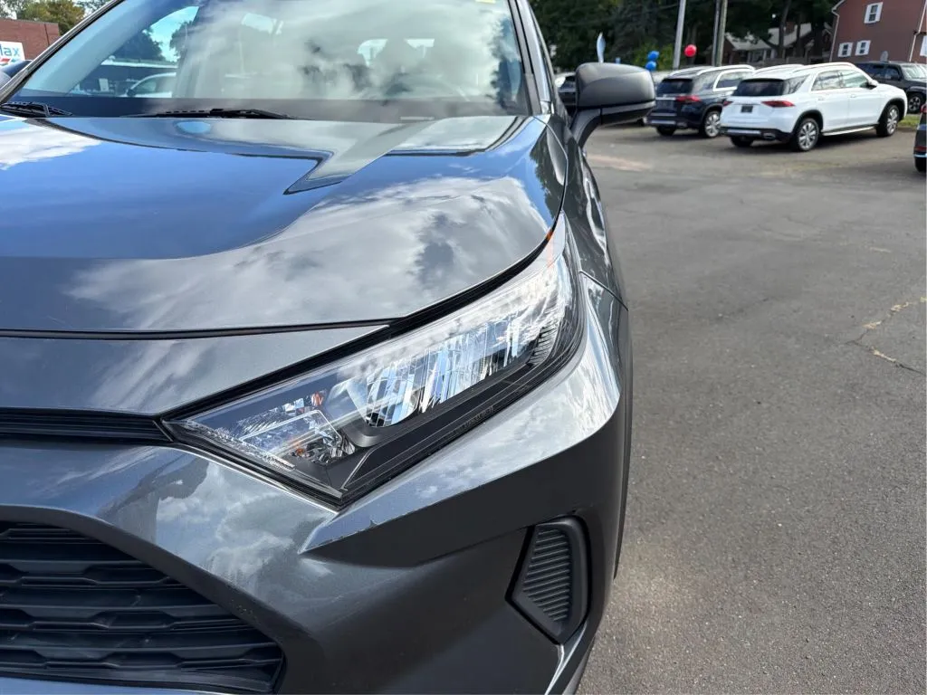 Toyota RAV4 photo 32