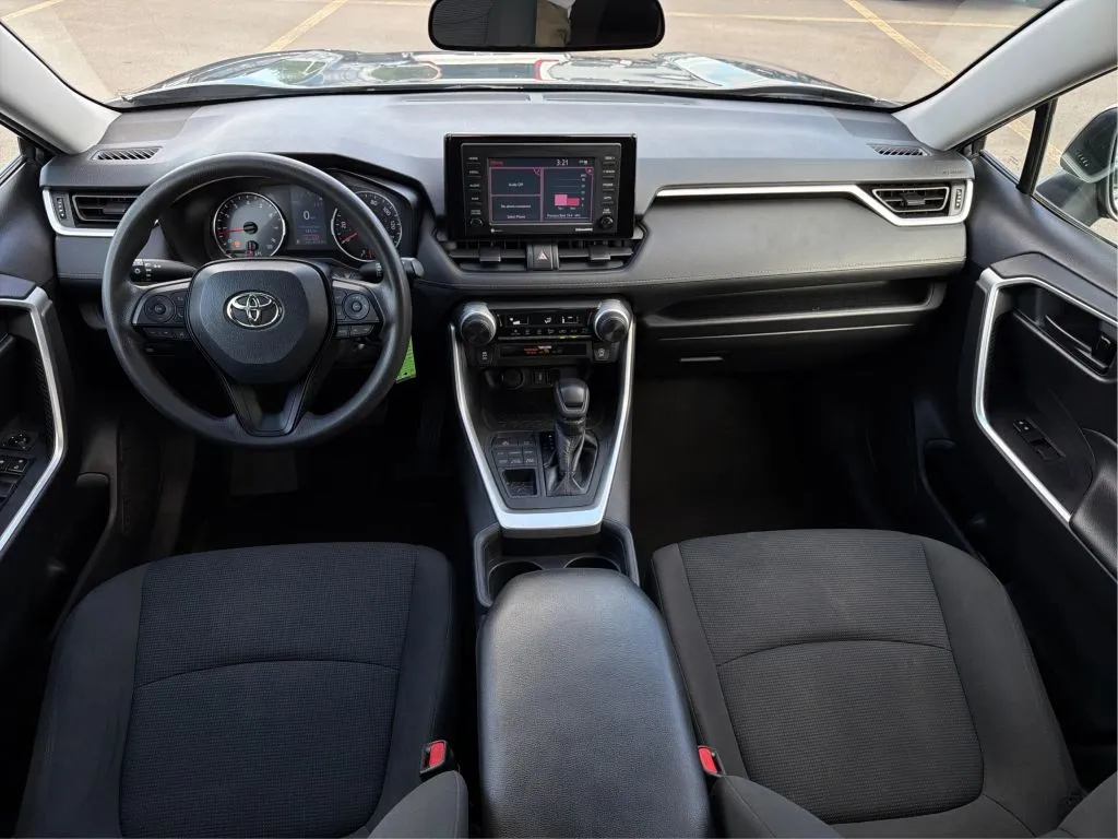 Toyota RAV4 photo 21