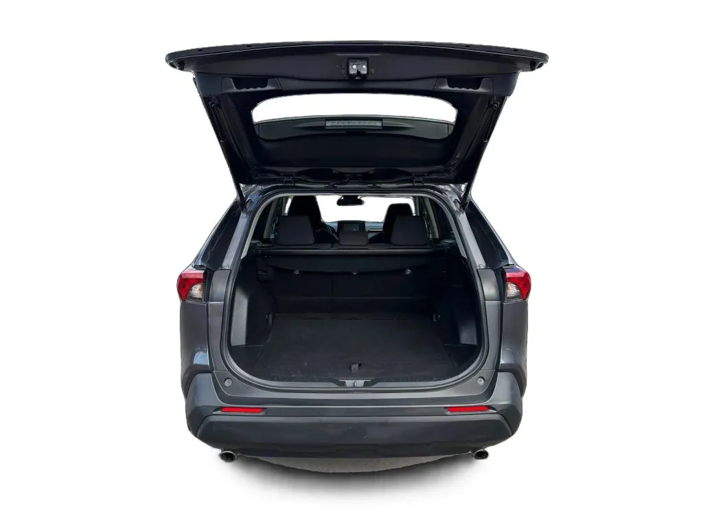Toyota RAV4 photo 18