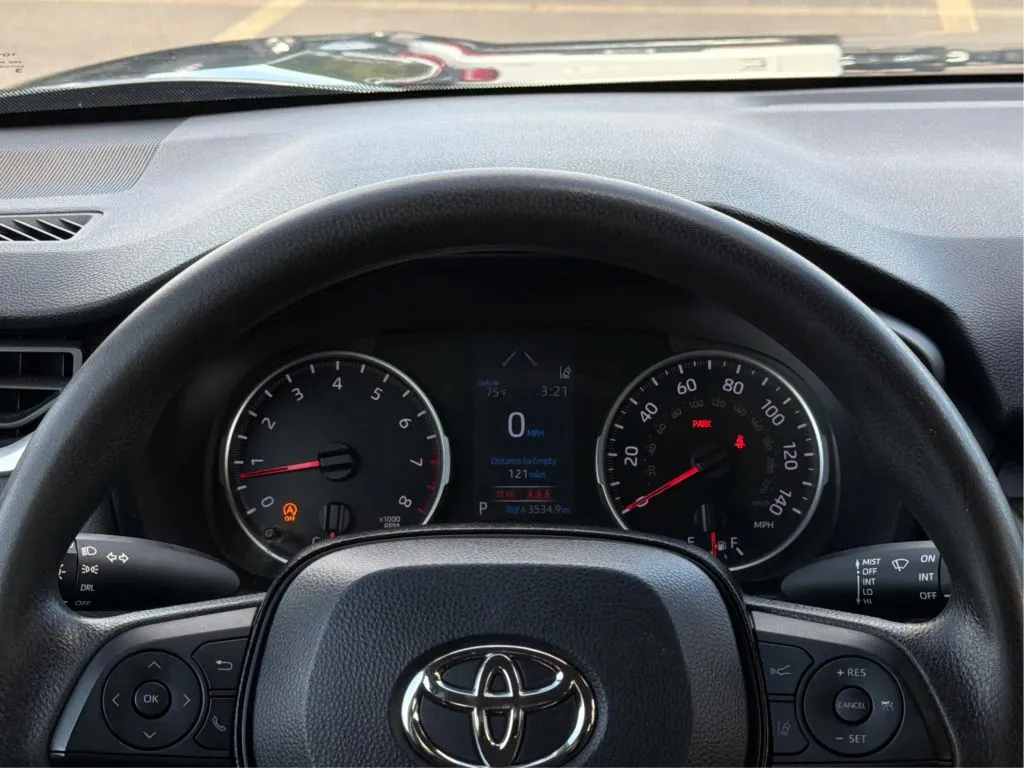 Toyota RAV4 photo 22
