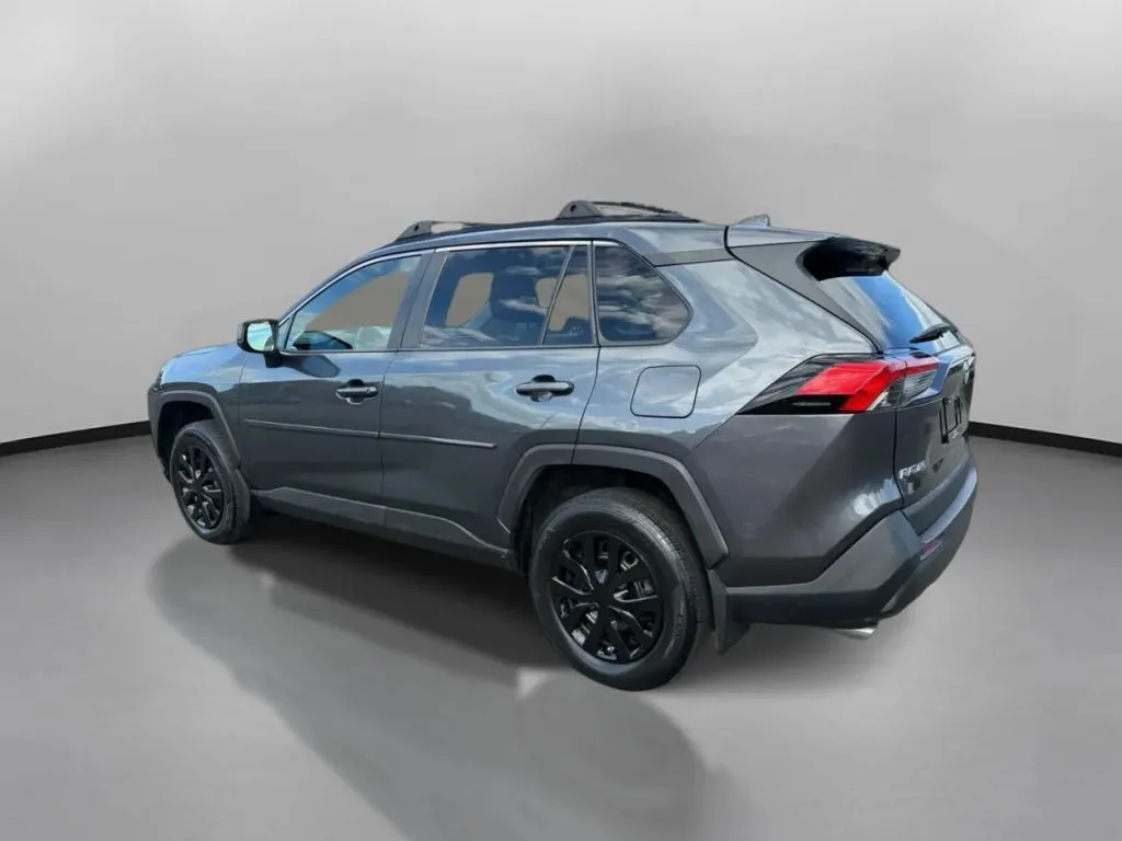 Toyota RAV4 photo 13