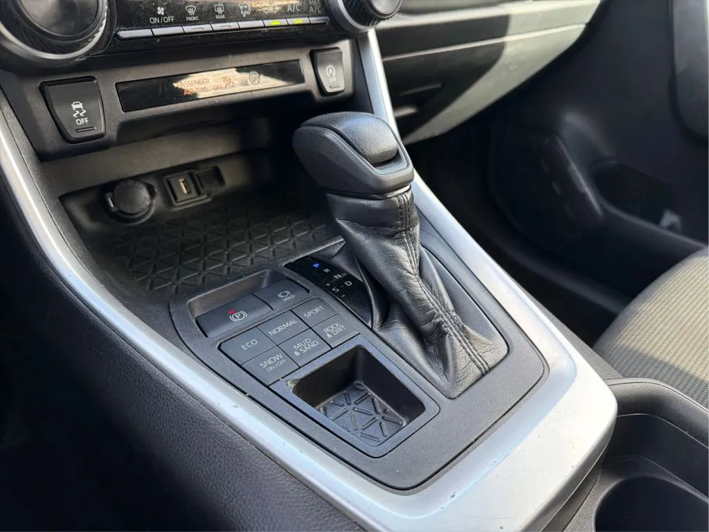 Toyota RAV4 photo 41
