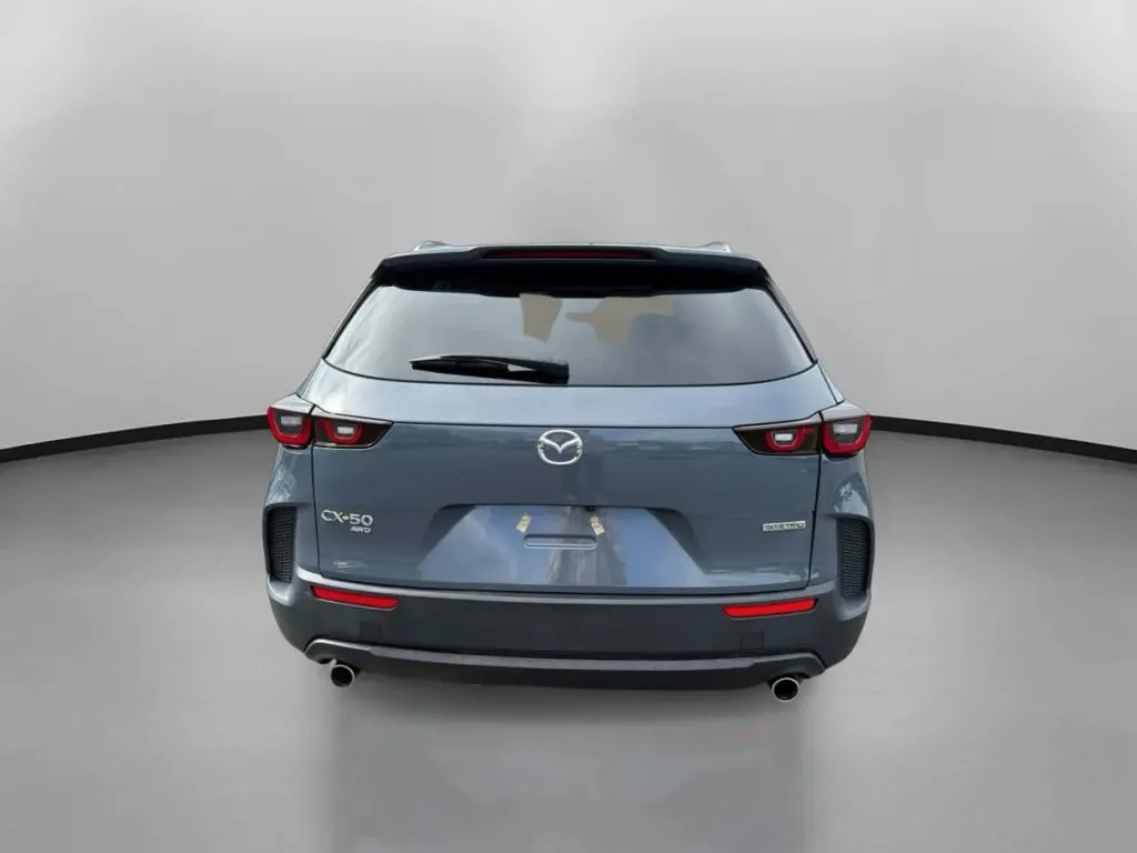 Mazda CX-50 photo 11