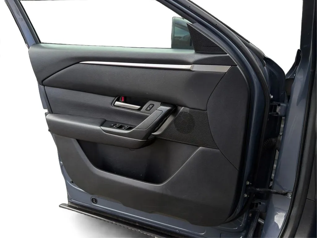 Mazda CX-50 photo 25