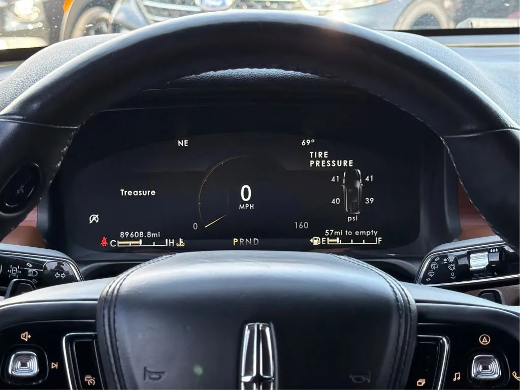 Lincoln Aviator photo 22