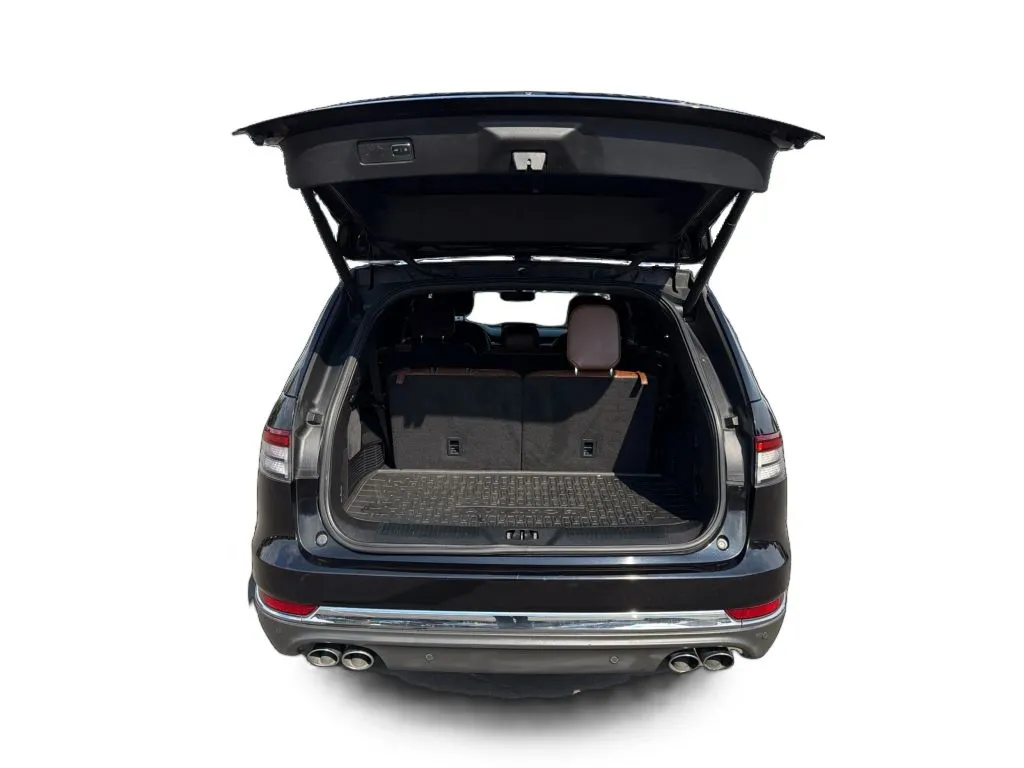 Lincoln Aviator photo 18