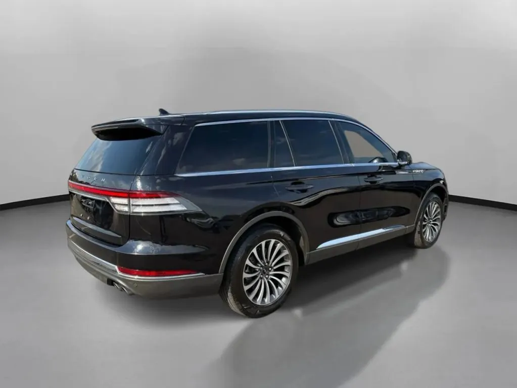 Lincoln Aviator photo 9