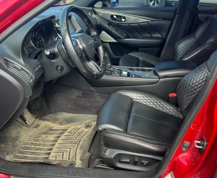 Infiniti Q50 photo 3