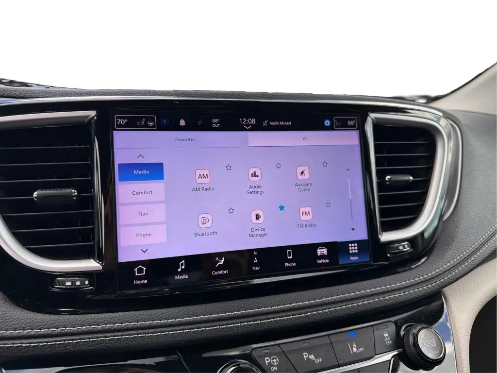 Chrysler Pacifica photo 20