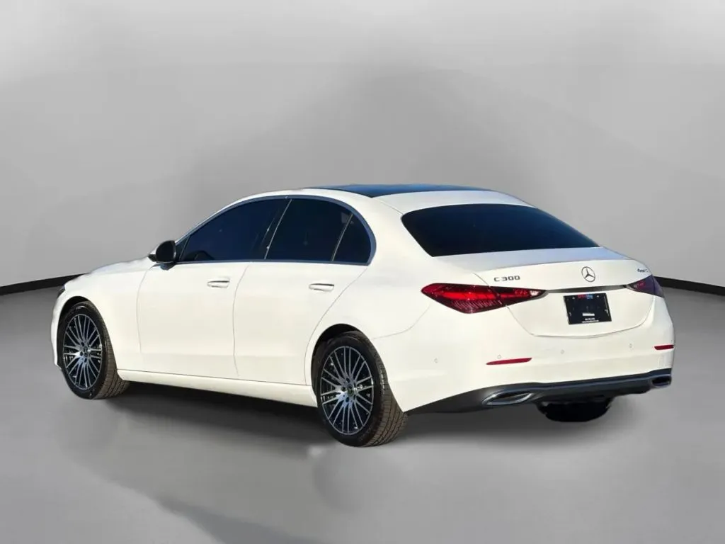 Mercedes-Benz C-Class photo 13