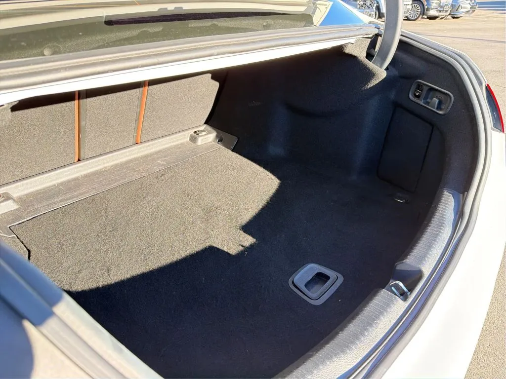 Mercedes-Benz C-Class photo 32