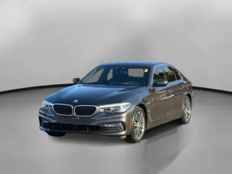 More photos of 2018 BMW 5 Series 530e iPerformance Sedan 4D at Drivemax, CT