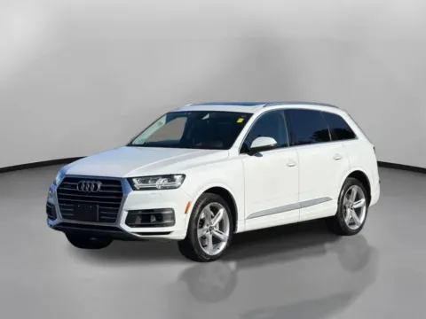 More photos of 2019 Audi Q7 55 TFSI Prestige Sport Utility 4D at Drivemax, CT
