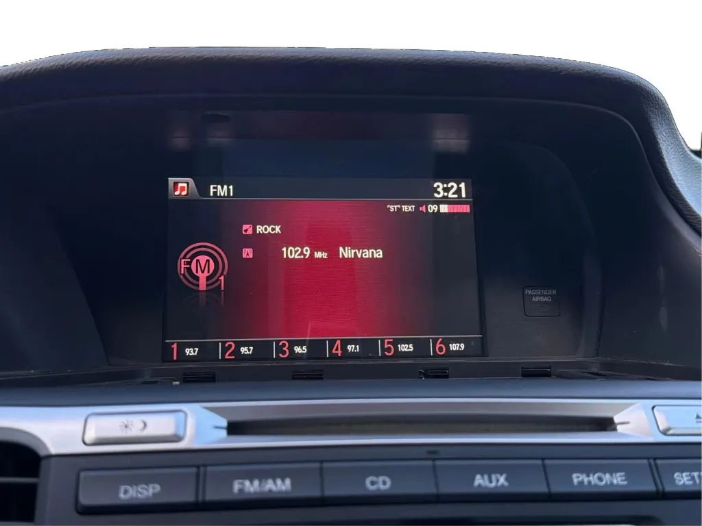 Honda Accord photo 20
