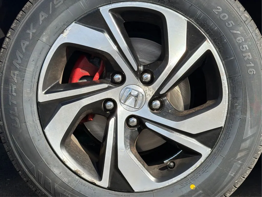 Honda Accord photo 29
