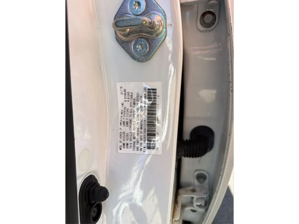 Honda Accord photo 26