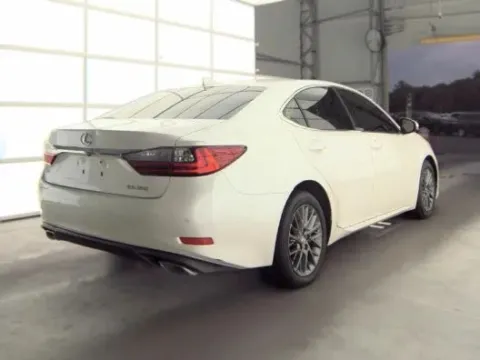 Photos of 2018 Lexus ES 350 Sedan 4D for sale in Manchester, CT at Drivemax