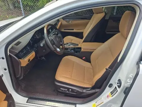 Another view of 2018 Lexus ES 350 Sedan 4D for sale in Manchester, CT at Drivemax