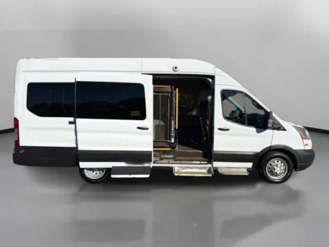 More photos of 2019 Ford Transit 350 Wagon XL Extended Length w/High Roof w/Sliding Side Door Van 3D at Drivemax, CT