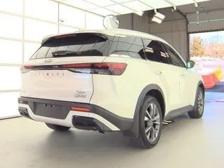 More photos of 2024 INFINITI QX60 LUXE at Indy Auto Man - Westfield, IN