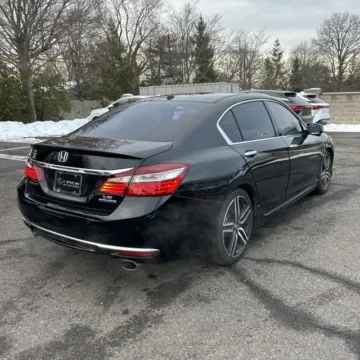 More photos of 2016 Honda Accord Touring at Indy Auto Man - Westfield, IN