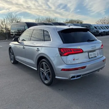 More photos of 2019 Audi SQ5 3.0T Prestige quattro at Indy Auto Man - Westfield, IN