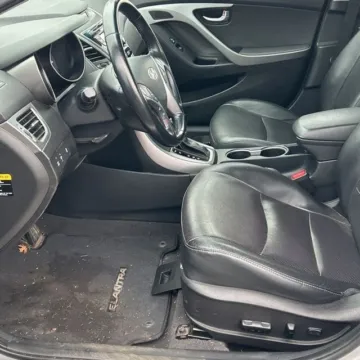 More photos of 2016 Hyundai Elantra Limited at Indy Auto Man - Westfield, IN