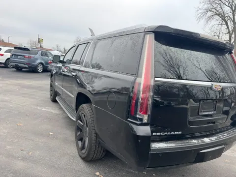 More photos of 2015 Cadillac Escalade ESV Luxury at Indy Auto Man - Westfield, IN