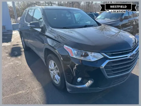 Black 2019 Chevrolet Traverse LT Cloth w/1LT for sale in Westfield, IN
