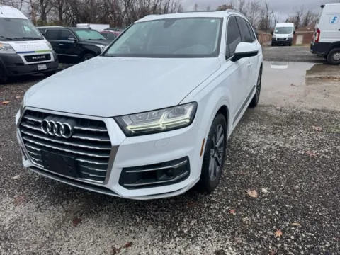 Photos of 2018 Audi Q7 3.0T Prestige quattro for sale in Westfield, IN at Indy Auto Man - Westfield