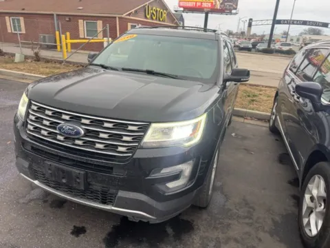 Photos of 2016 Ford Explorer XLT for sale in Westfield, IN at Indy Auto Man - Westfield