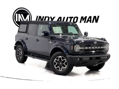 Photos of 2021 Ford Bronco Outer Banks for sale in Westfield, IN at Indy Auto Man - Westfield