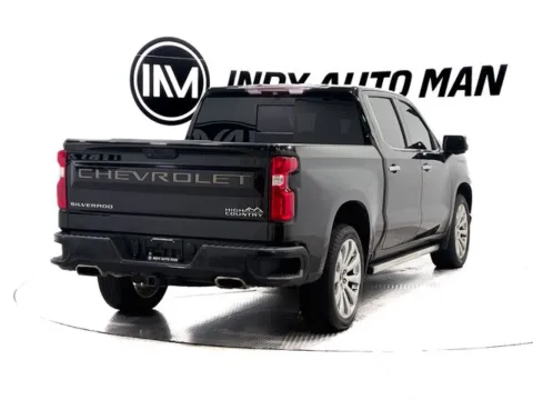 More photos of 2019 Chevrolet Silverado 1500 High Country at Indy Auto Man - Westfield, IN
