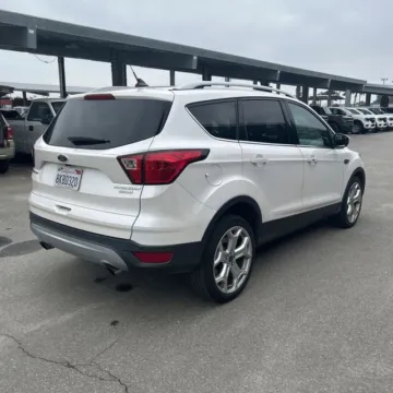 More photos of 2019 Ford Escape Titanium at Indy Auto Man - Westfield, IN