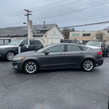 More photos of 2020 Ford Fusion Energi Titanium at Indy Auto Man - Westfield, IN