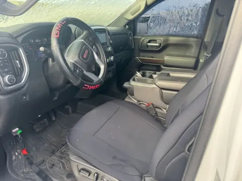 More photos of 2019 GMC Sierra 1500 SLE at Indy Auto Man - Westfield, IN