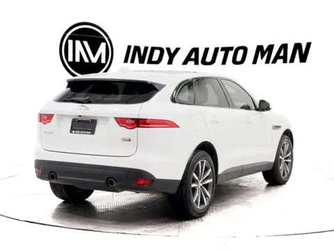 More photos of 2019 Jaguar F-PACE 30t Prestige at Indy Auto Man - Westfield, IN