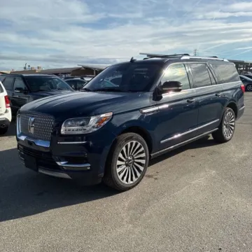 Photos of 2019 Lincoln Navigator L L Reserve for sale in Westfield, IN at Indy Auto Man - Westfield